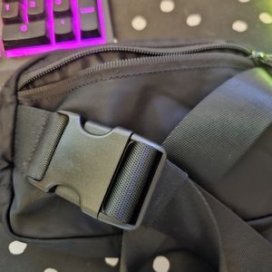 Lululemon Everywhere Belt Bag